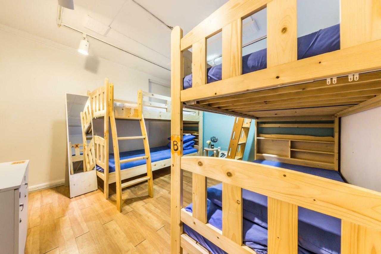 Sinchon Sisters Hostel Seoul Exterior photo